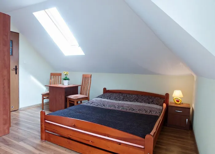 Goscinne Sztorm Nad Morzem W Darlowku دارووفكو